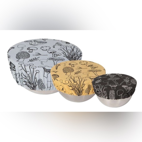 stainless steel & matte “yellow sunrise” 1.5, 3 & 5 quart set of 3 bowls-NWT - Picture 10 of 16